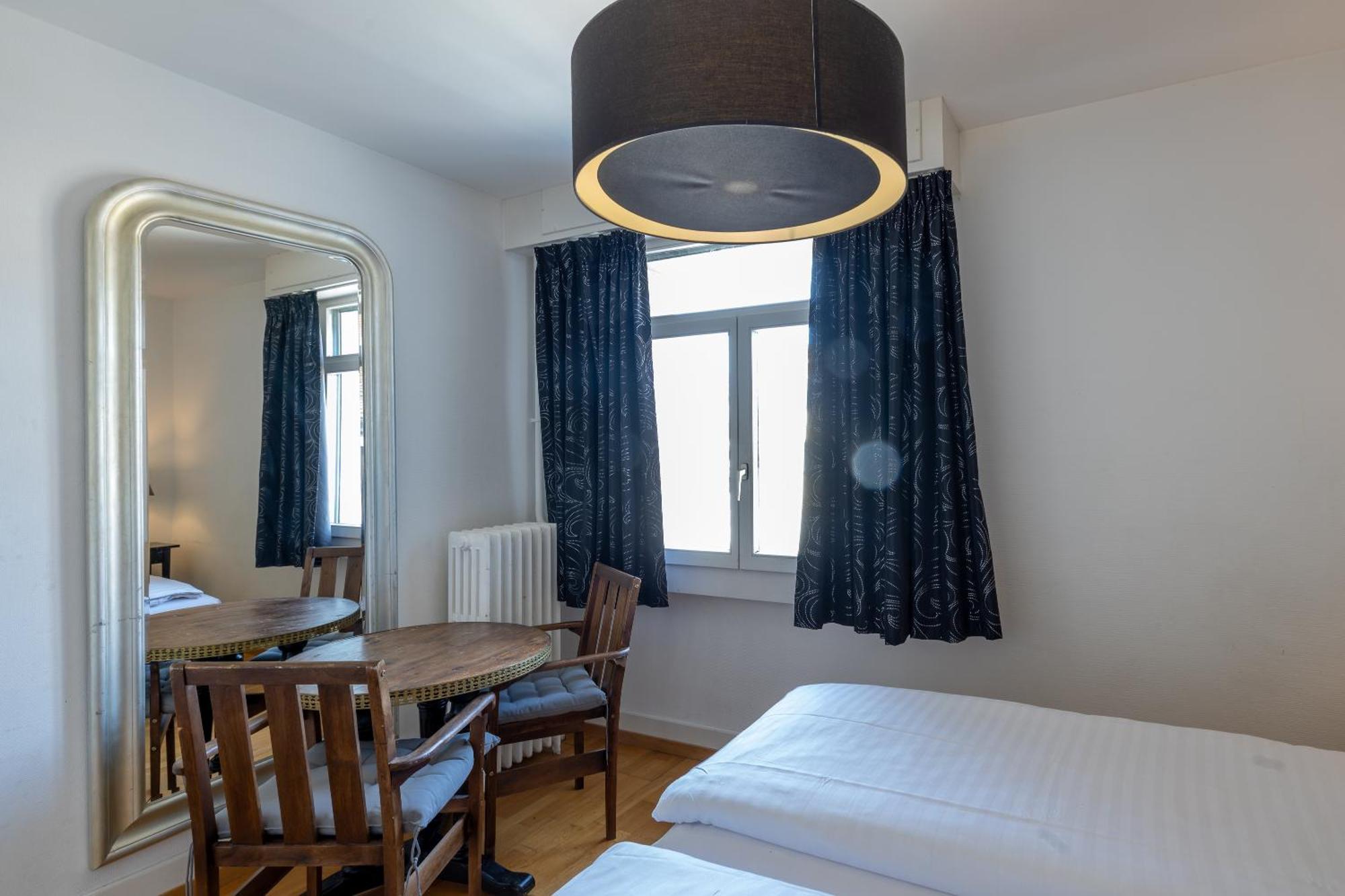 Vevey Hotel & Guesthouse Ngoại thất bức ảnh